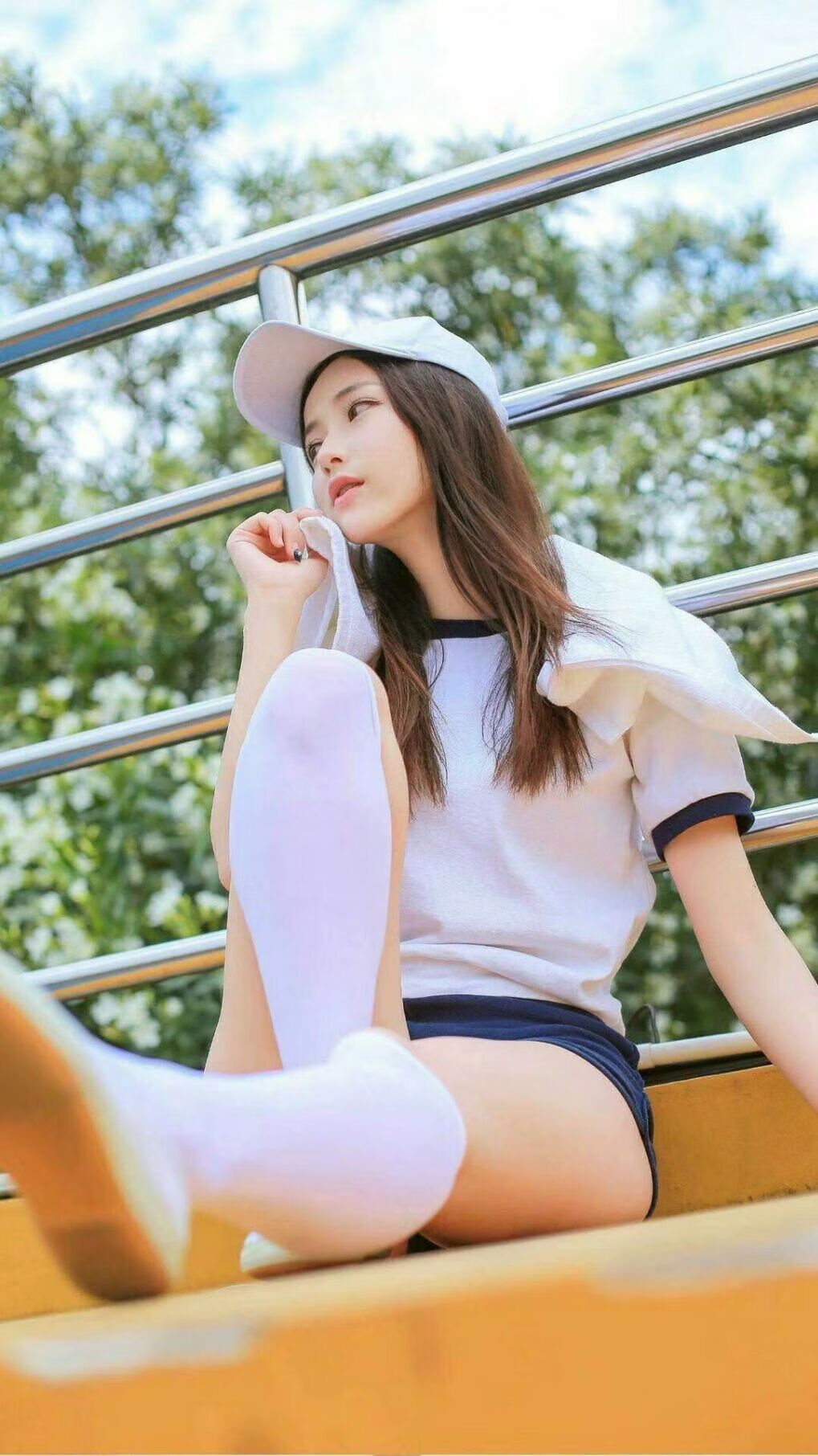 西甲球队使用动态模型优化半场反击中的空位利用策略