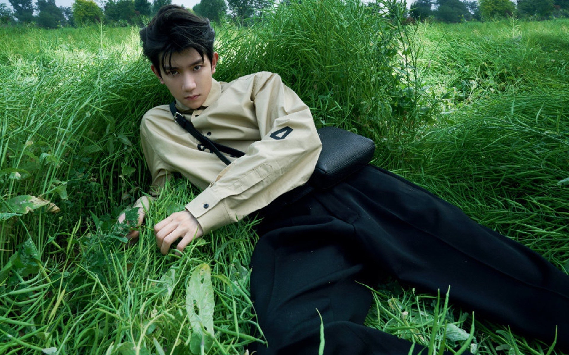 青少年足球参与率持续走低,青少年足球比赛