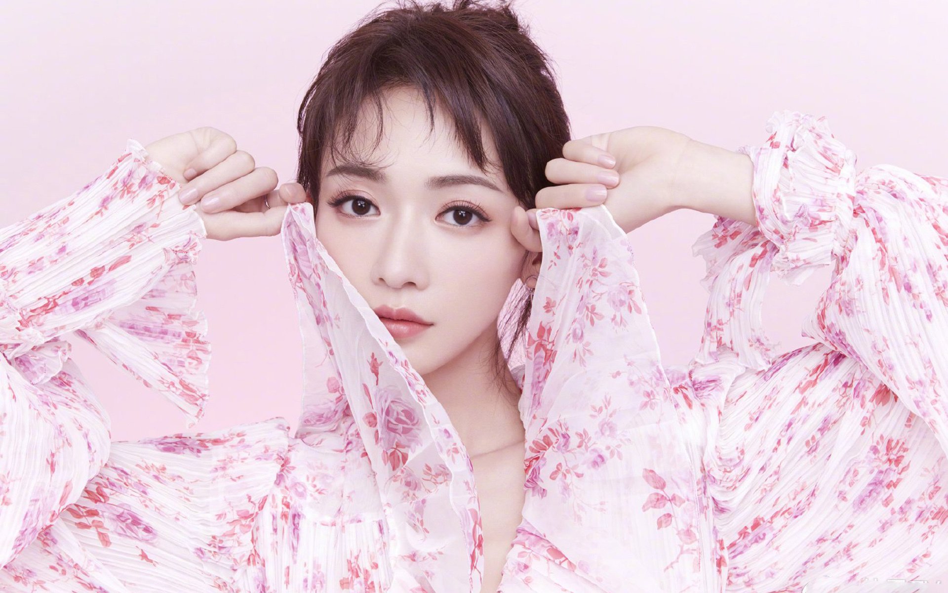 爱游戏下载-德甲强强对决：攻守兼备，精彩连连！，德甲对抗